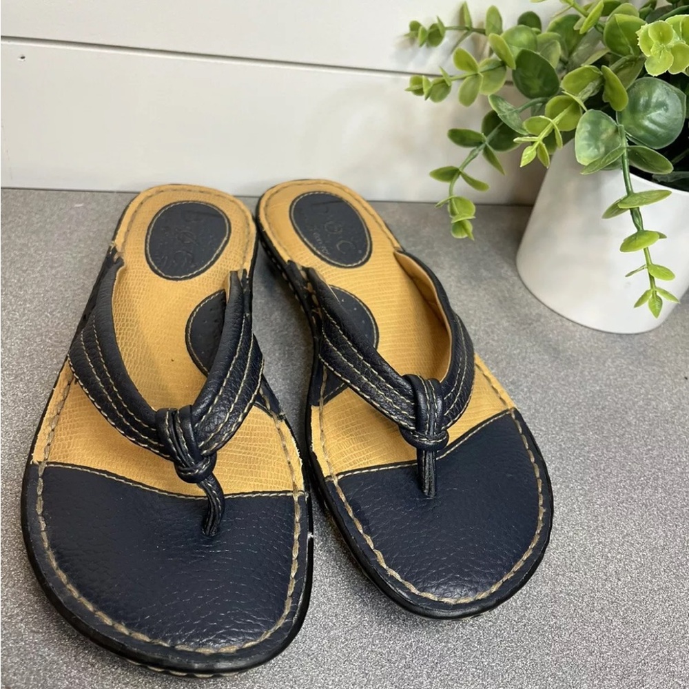 B.O.C. Born Concept Flip Flops/Sandals Womans 7M 38 Black EUC